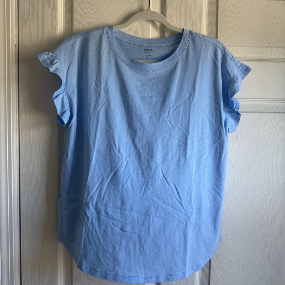 Crown & Ivy Light Blue Flutter Sleeve Top